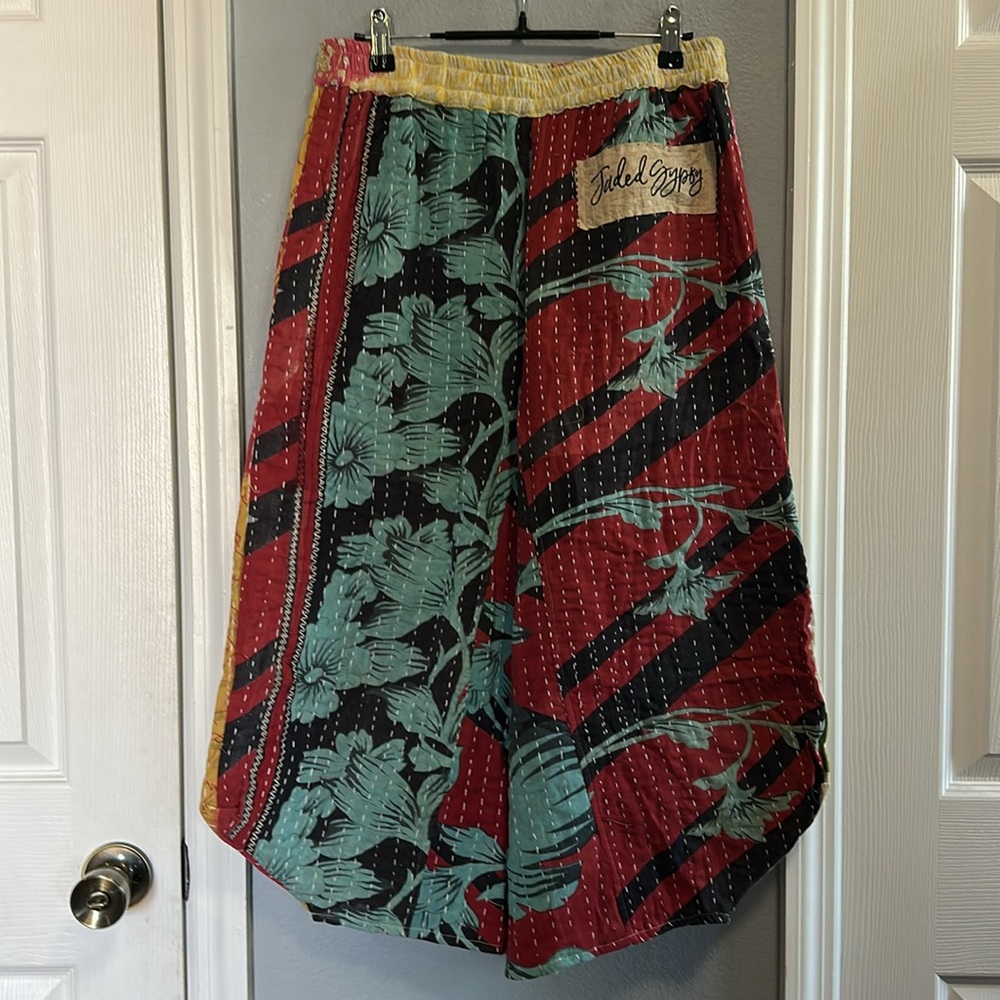 NWT Jaded Gypsy Kantha Sunrise Crop Pant - Picture 7 of 8